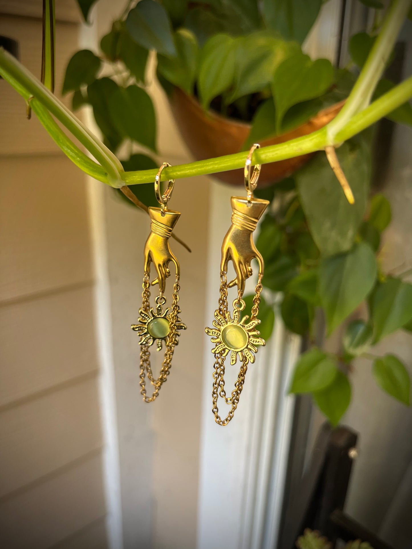 Willow Dangles